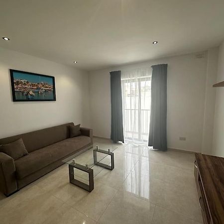 Ferienwohnung Duplex Penthouse In Gzira Sleeps 6 Exterior foto