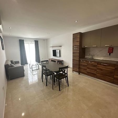 Ferienwohnung Duplex Penthouse In Gzira Sleeps 6 Exterior foto
