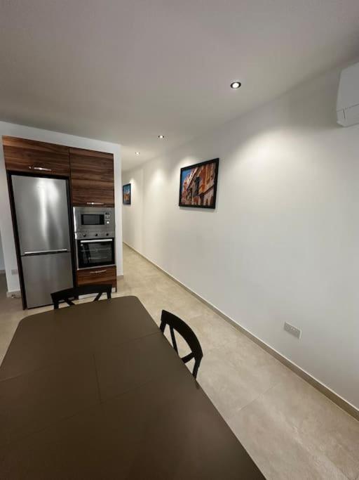 Ferienwohnung Duplex Penthouse In Gzira Sleeps 6 Exterior foto